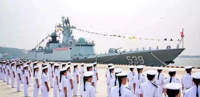 今天是海軍節(jié)嗎？慶祝海軍力量的榮耀與輝煌，海軍節(jié)慶典，頌揚(yáng)海軍力量的榮耀與輝煌