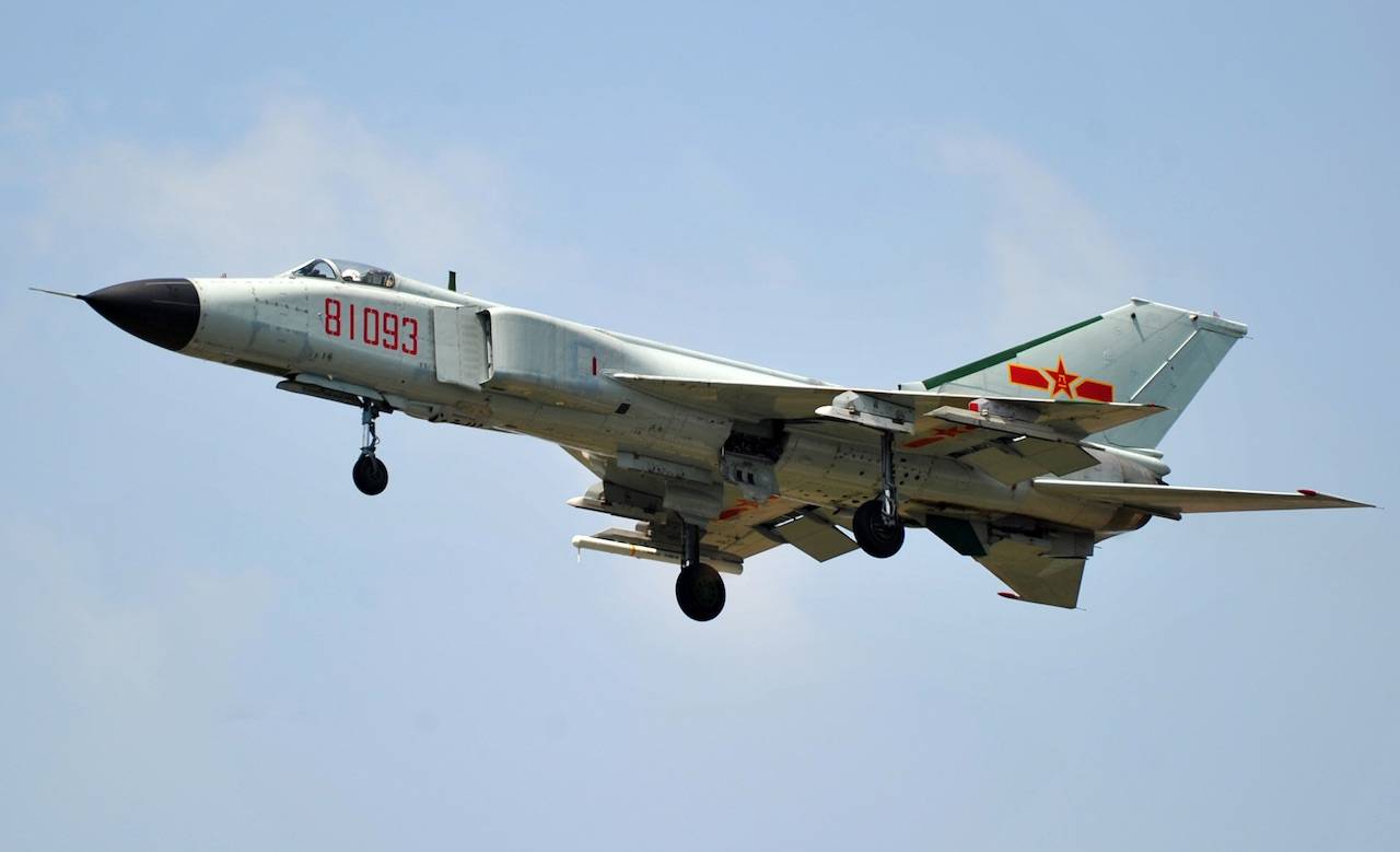 殲8I戰(zhàn)斗機(jī)，中國空中力量的璀璨明珠，殲8I戰(zhàn)斗機(jī)，中國空中力量的耀眼明珠