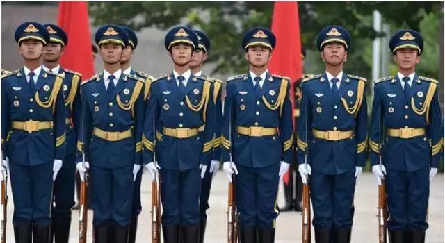 三軍儀仗隊(duì)男事標(biāo)準(zhǔn)，卓越、忠誠(chéng)與榮譽(yù)的象征，三軍儀仗隊(duì)男事標(biāo)準(zhǔn)，卓越、忠誠(chéng)與榮譽(yù)的象征解讀