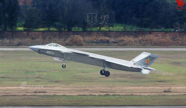 殲八一，中國空軍的重要里程碑，殲八一，中國空軍的重要里程碑事件