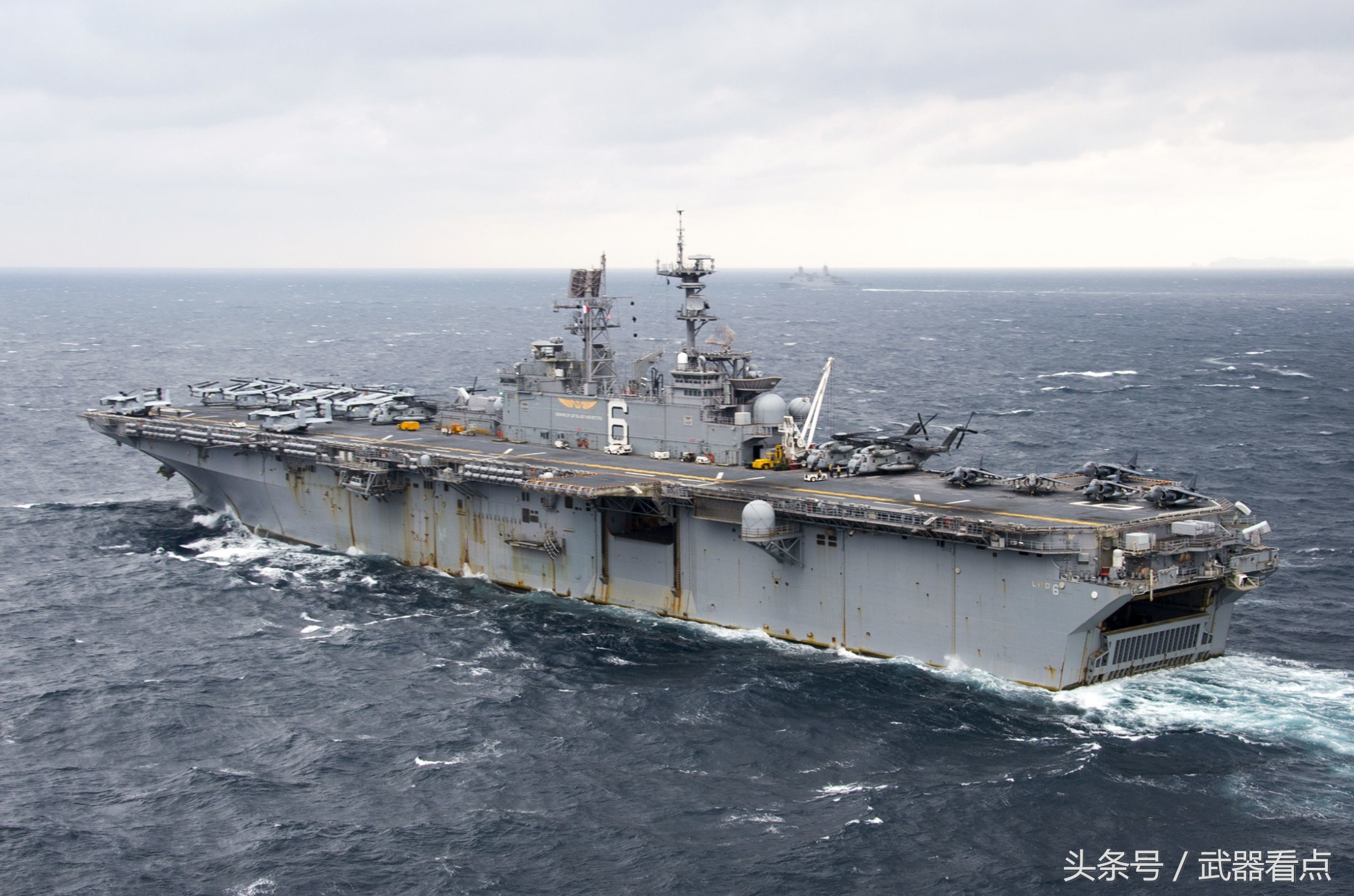 黃蜂級兩棲攻擊艦的尺寸，探索現(xiàn)代軍事科技的杰作，黃蜂級兩棲攻擊艦尺寸揭秘，現(xiàn)代軍事科技的杰出代表