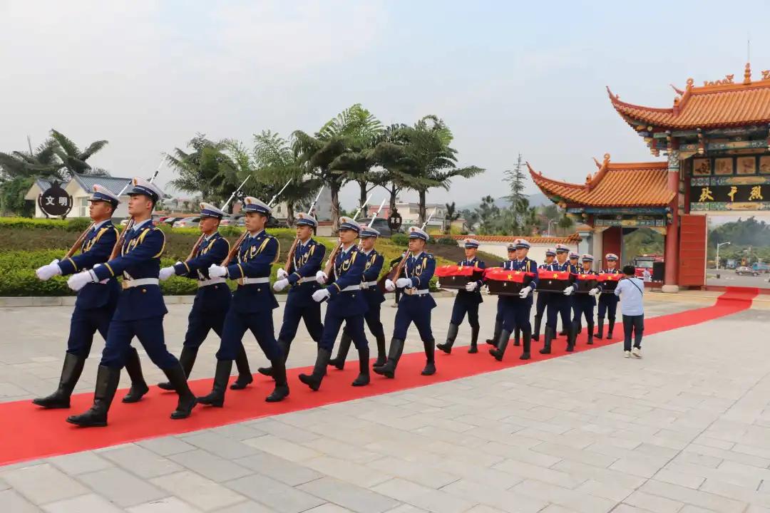 禮兵，既是軍人，更是榮耀的象征，禮兵，榮耀的象征與軍人的驕傲