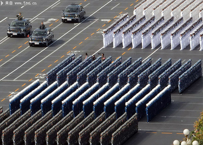 閱兵方陣類型，歷史、文化與力量的展現(xiàn)，閱兵方陣，歷史、文化與力量的綜合展現(xiàn)