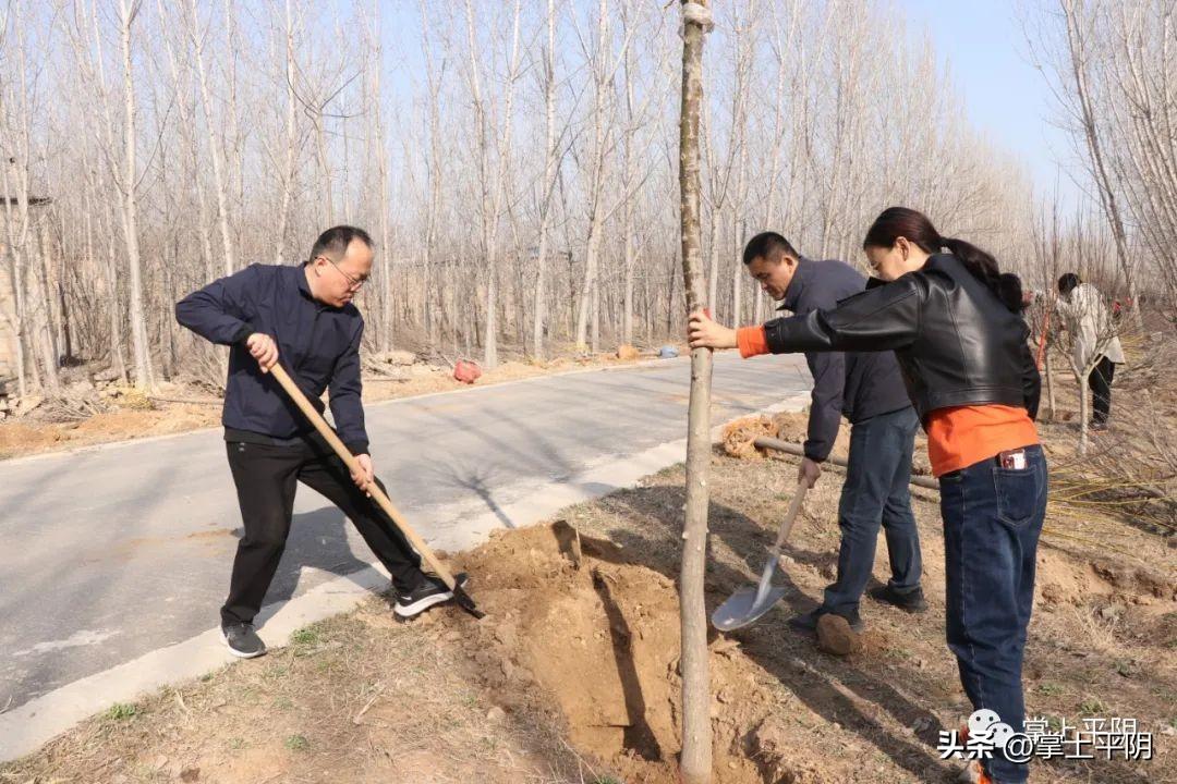 今天發(fā)生的重大新聞，全球矚目的事件概覽，全球矚目事件今日揭秘，最新重大新聞概覽