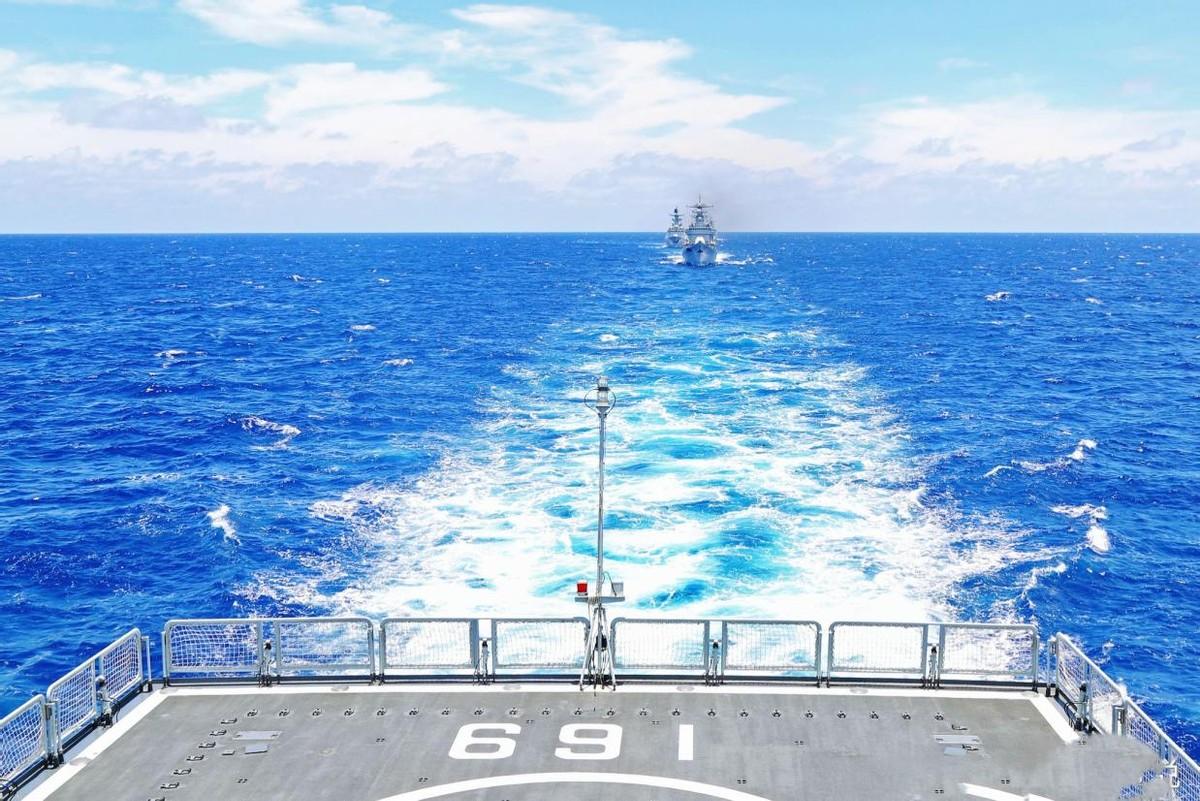 揭秘第四艘航母實(shí)圖，中國(guó)海軍力量的嶄新篇章，揭秘第四艘航母實(shí)圖，中國(guó)海軍力量嶄新篇章亮相