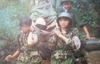 我國(guó)士兵被越南女兵俘虜，歷史與現(xiàn)實(shí)的交織，歷史與現(xiàn)實(shí)交織，我國(guó)士兵曾被越南女兵俘虜?shù)耐? class=