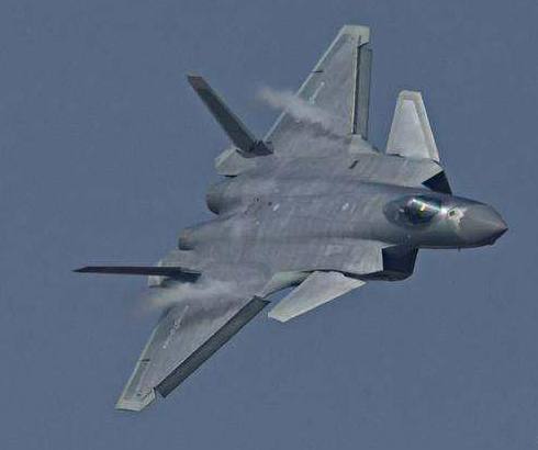 殲-20與F-22，誰的技術(shù)更勝一籌？比較先進性的探討，殲-20與F-22，技術(shù)先進性之比較與探討