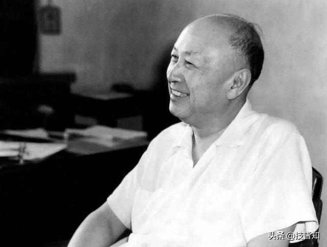 揭秘兩彈一星之父，究竟是誰(shuí)？視頻解讀背后的傳奇人物，揭秘兩彈一星之父，傳奇人物背后的故事解讀視頻