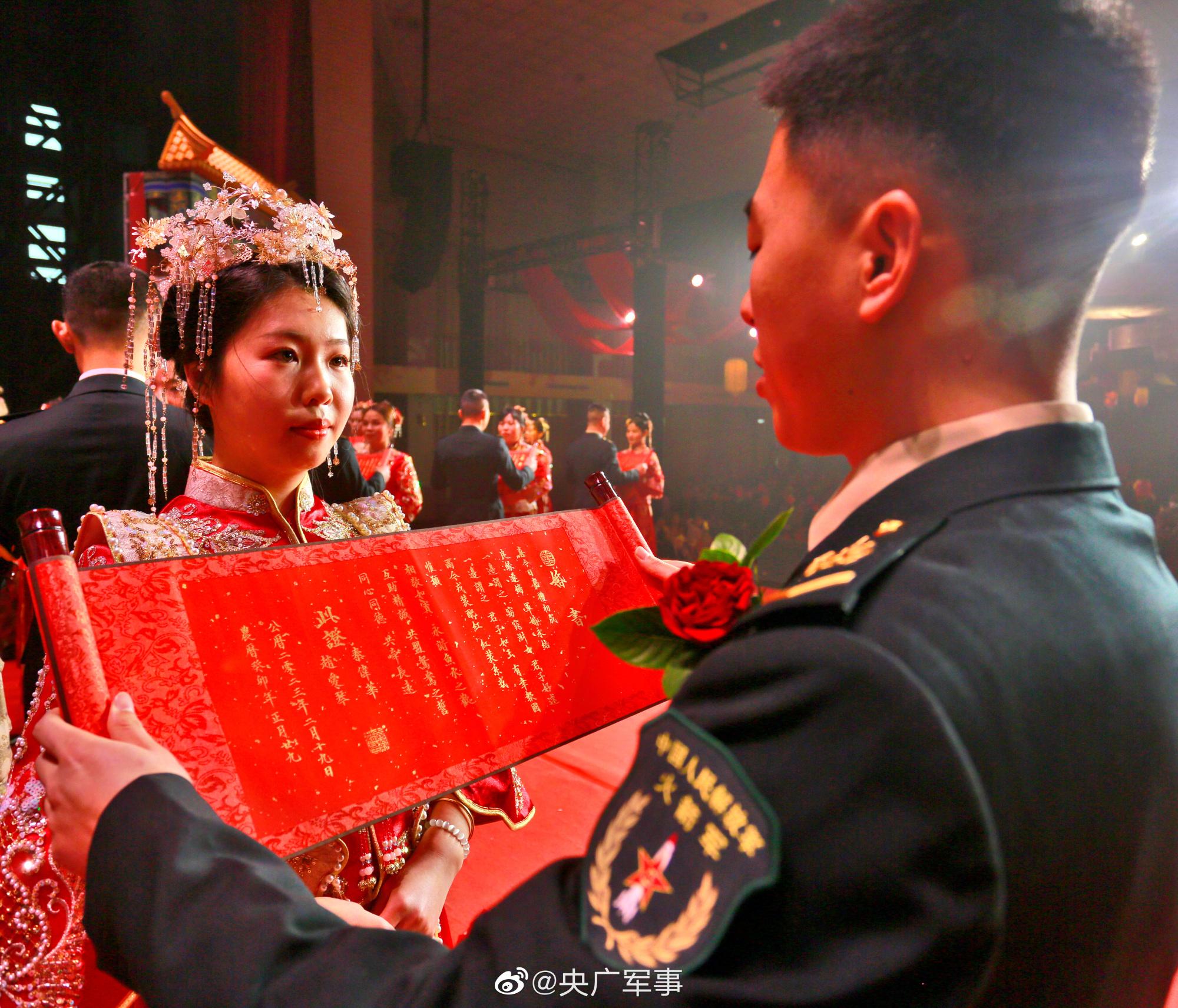 火箭軍與陸軍軍服對比，火箭軍與陸軍軍服對比解析