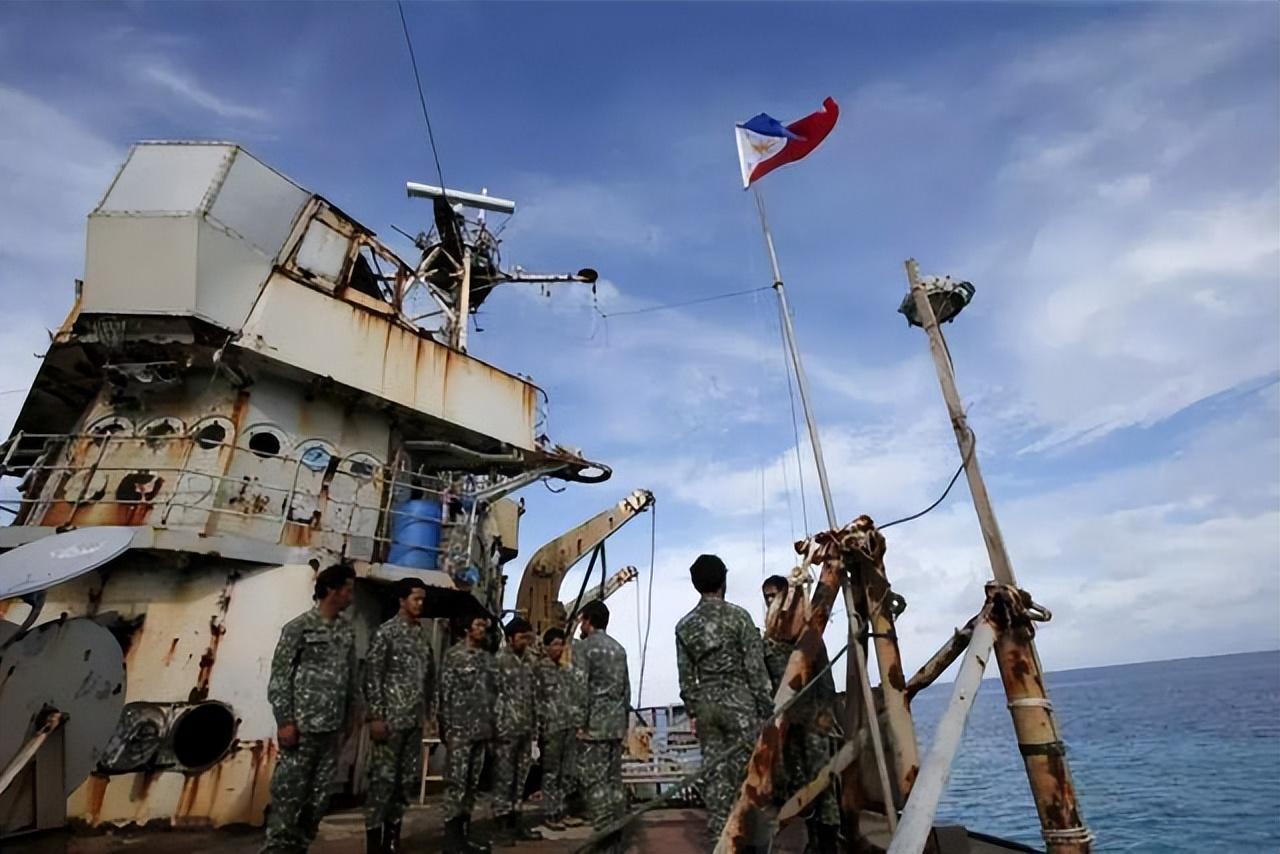 中國大型登陸艦，力量與智慧的結(jié)晶，中國大型登陸艦，力量與智慧的象征