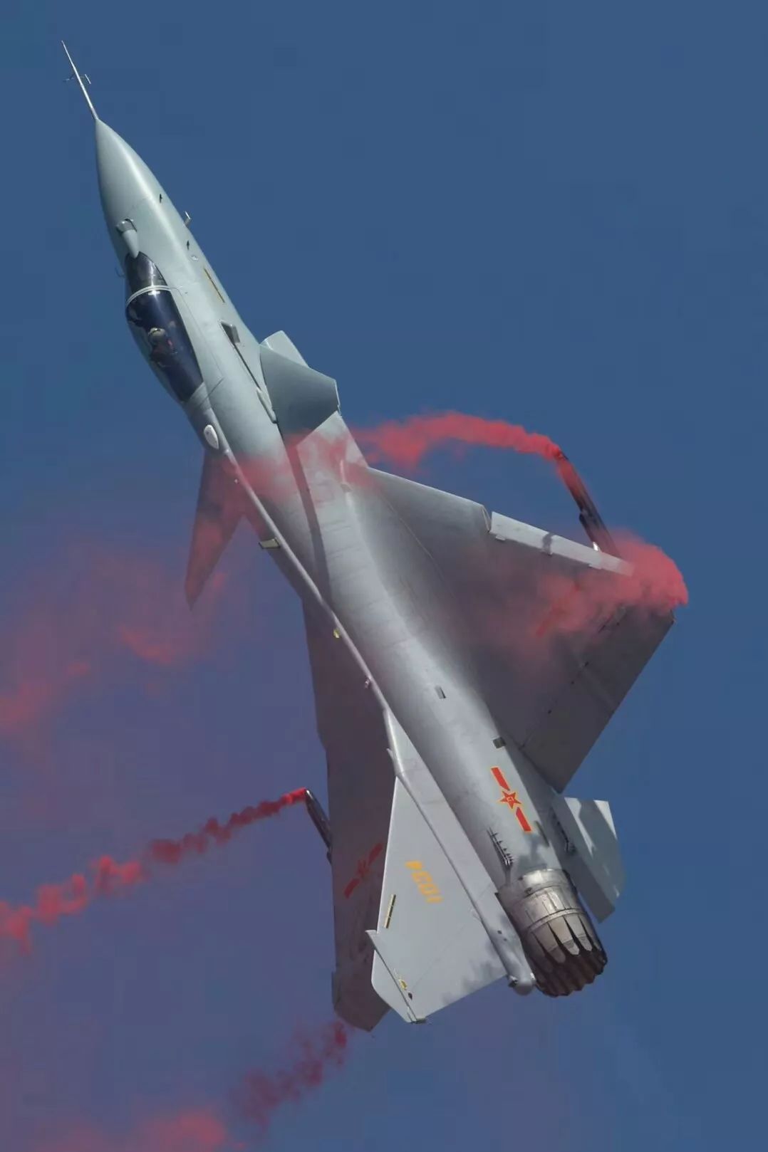 殲-10戰(zhàn)斗機，神秘綽號背后的英勇傳奇，殲-10戰(zhàn)斗機，英勇傳奇背后的神秘綽號