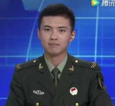 揭秘蛟龍突擊隊(duì)中的何龍，身高背后的故事，揭秘蛟龍突擊隊(duì)中的何龍，身高背后的傳奇故事