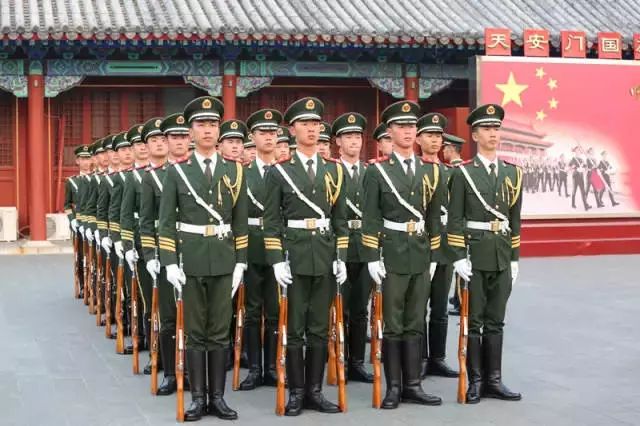 國旗護(hù)衛(wèi)隊(duì)成員名單揭秘，榮耀與責(zé)任并存，國旗護(hù)衛(wèi)隊(duì)成員名單揭秘，榮耀與責(zé)任同行