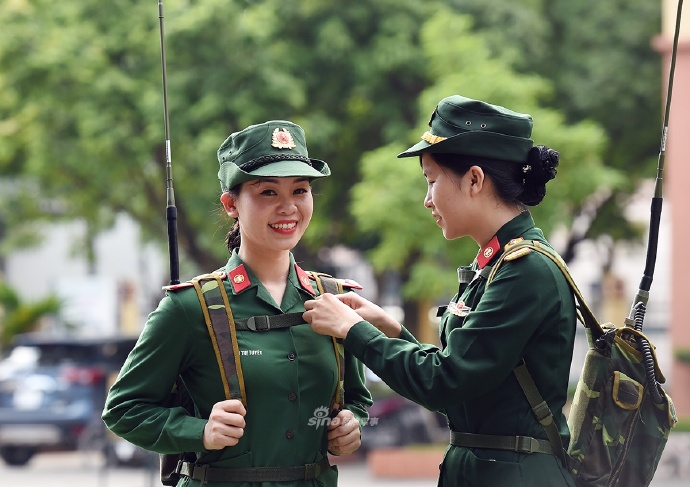 越南女兵服裝，歷史演變與現(xiàn)代風貌，越南女兵服裝，歷史演變與現(xiàn)代風采