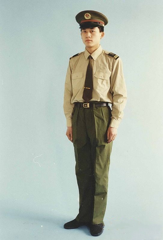 七八式軍服，歷史、特色與現(xiàn)代意義，七八式軍服，歷史沿革、特色解析與現(xiàn)代價(jià)值探究