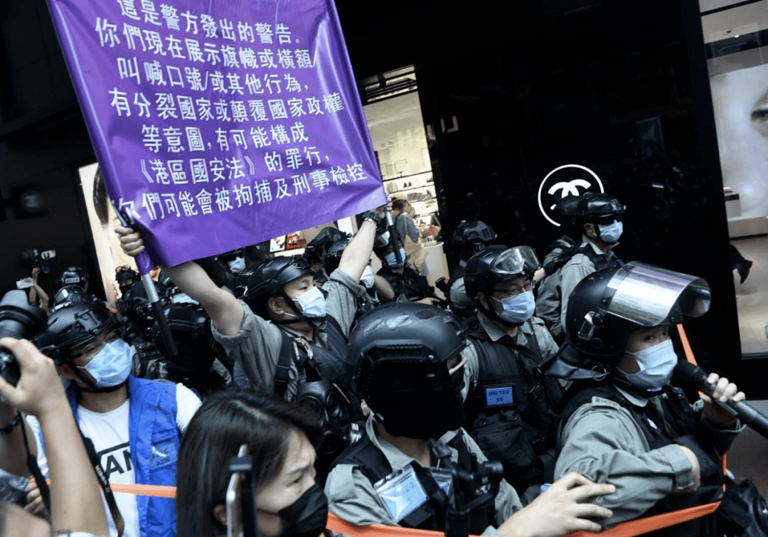 今晚香港9點35分的特殊時刻，一場跨越時空的紀念與啟示，香港之夜，跨越時空的紀念與啟示