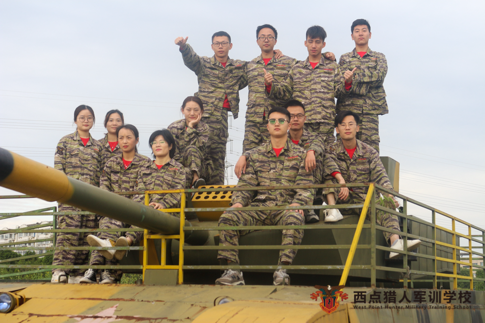 獵人軍事學(xué)院，培養(yǎng)未來戰(zhàn)場精英的搖籃，獵人軍事學(xué)院，培育未來戰(zhàn)場精英的搖籃