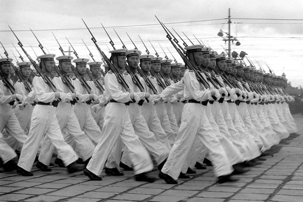 海軍70周年慶典，日本軍艦的視角，日本軍艦視角下的海軍70周年慶典