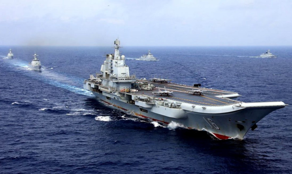 中國遼寧艦的巨大規(guī)模與強(qiáng)大實(shí)力，中國遼寧艦，巨大規(guī)模與強(qiáng)大實(shí)力的展現(xiàn)