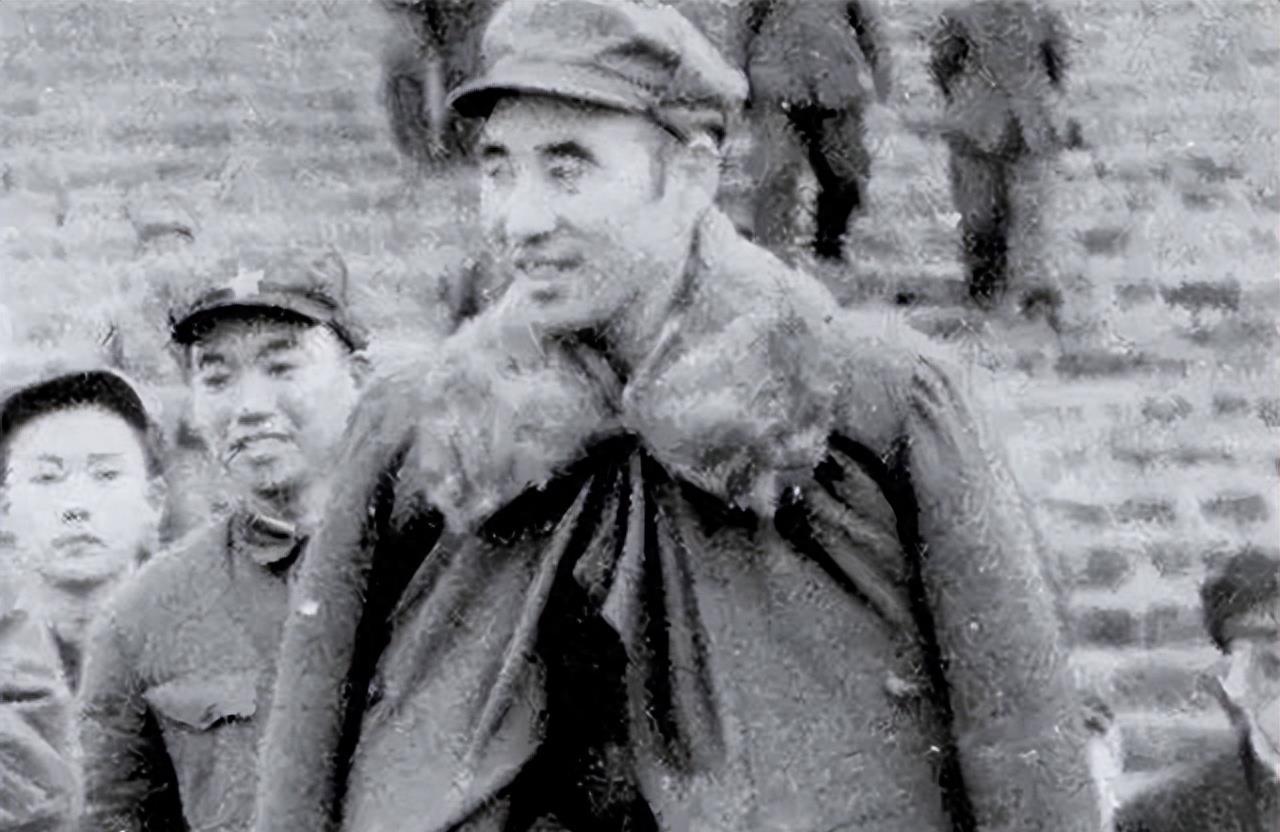 西部戰(zhàn)區(qū)張旭東的父親，一位軍人背后的英雄故事，軍人背后的英雄，張旭東父親的故事