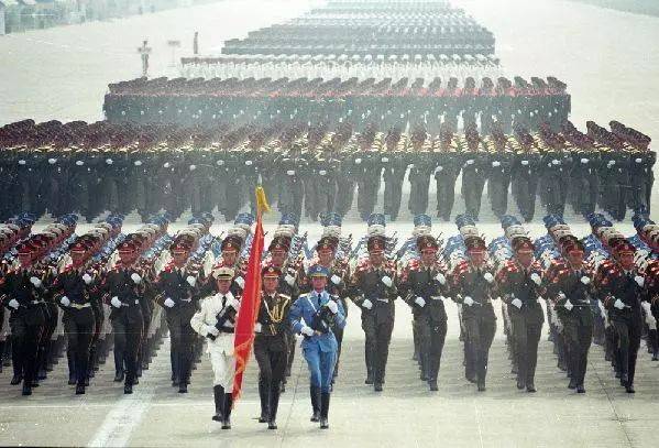 普魯士閱兵震撼視頻，歷史與榮耀的重現(xiàn)，普魯士閱兵震撼重現(xiàn)，歷史榮耀的瞬間
