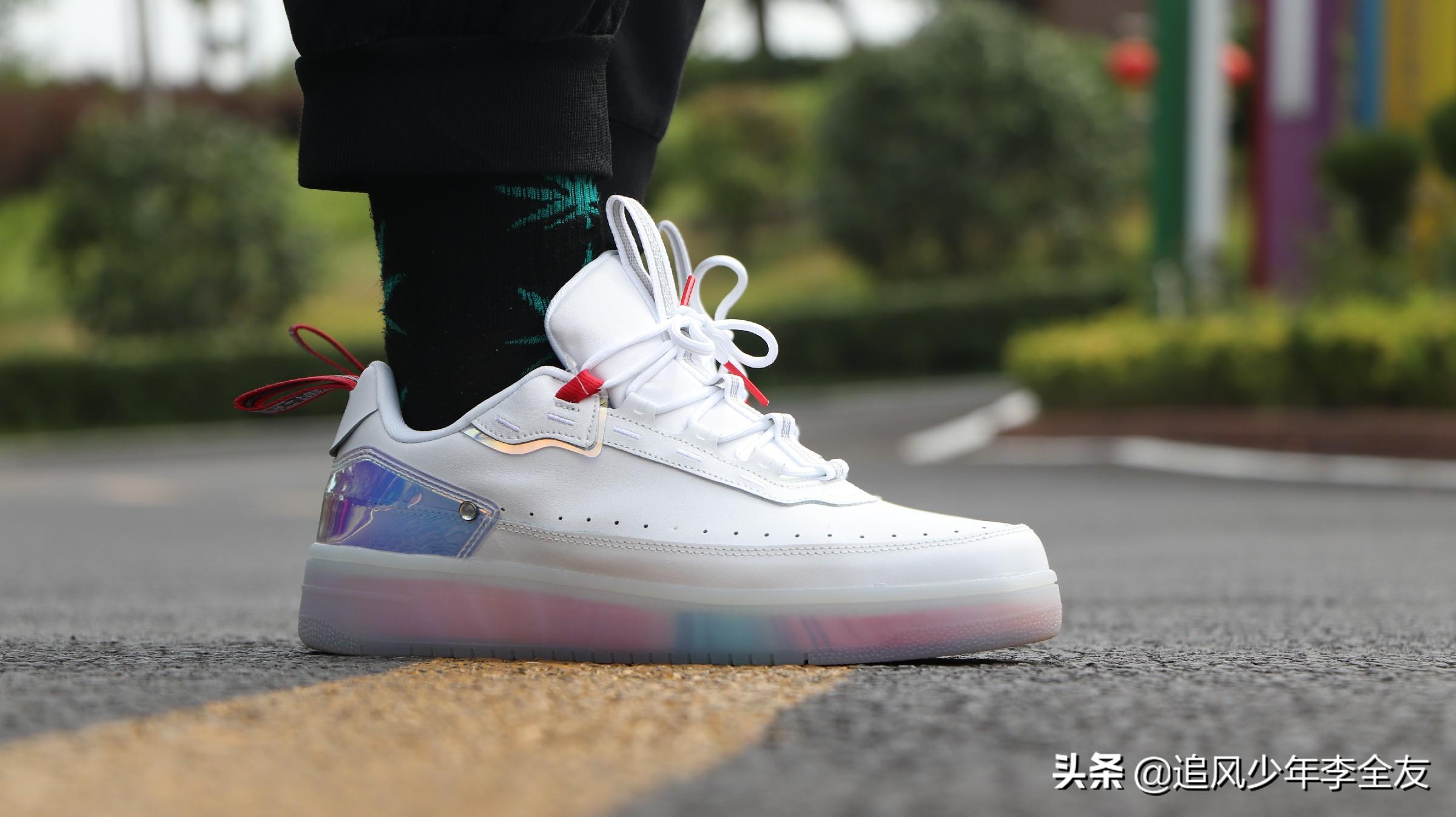 空軍一號運(yùn)動鞋夏天是否捂腳的分析與探討，空軍一號運(yùn)動鞋夏季捂腳現(xiàn)象深度解析