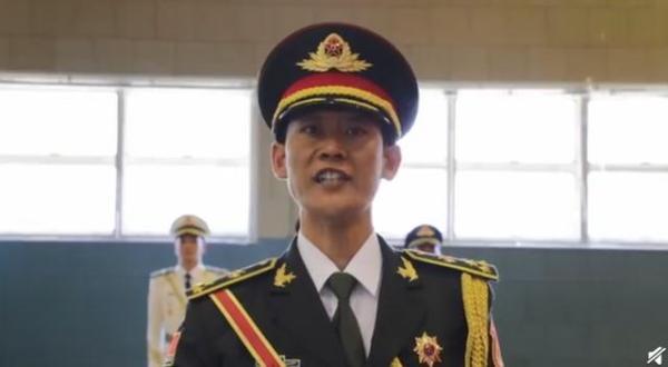 現(xiàn)任儀仗隊(duì)執(zhí)行隊(duì)長(zhǎng)，榮耀與責(zé)任的承載者，現(xiàn)任儀仗隊(duì)執(zhí)行隊(duì)長(zhǎng)，榮耀承載與責(zé)任擔(dān)當(dāng)