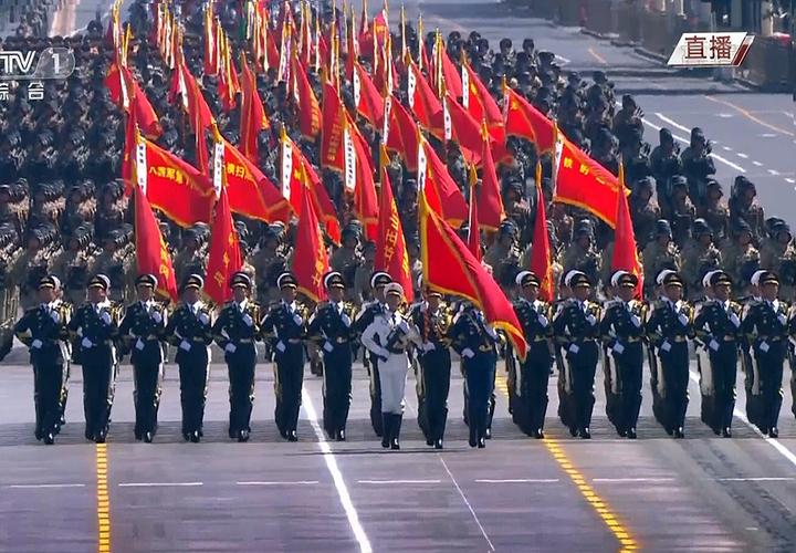 2018年閱兵儀式視頻現(xiàn)場(chǎng)直播，榮耀的瞬間，國(guó)家的力量展現(xiàn)，榮耀瞬間，國(guó)家力量在閱兵儀式中的展現(xiàn)