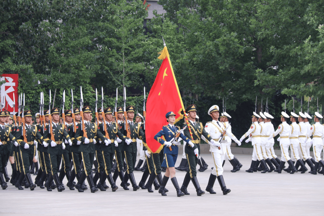 國旗護衛(wèi)隊隊員的軍銜解析，國旗護衛(wèi)隊隊員軍銜解析