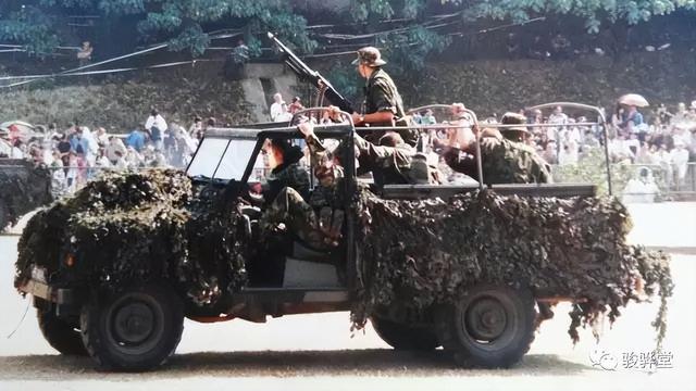 石崗軍營開放直升機(jī)表演，展現(xiàn)軍事力量與空中魅力，石崗軍營直升機(jī)表演，展現(xiàn)軍事力量與空中風(fēng)采