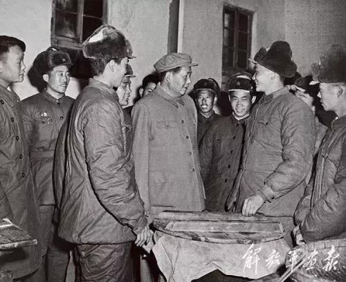 探索解放軍畫報，歷史、影響與意義——紀(jì)念那100幅珍貴的畫面，解放軍畫報深度解讀，紀(jì)念珍貴歷史畫面，探尋歷史影響與意義