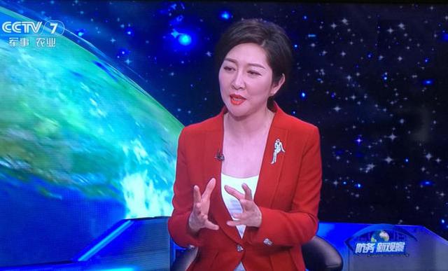 中央軍事頻道主持人海琳，聲音與視野的交融，中央軍事頻道主持人海琳，聲音與視野的璀璨交融