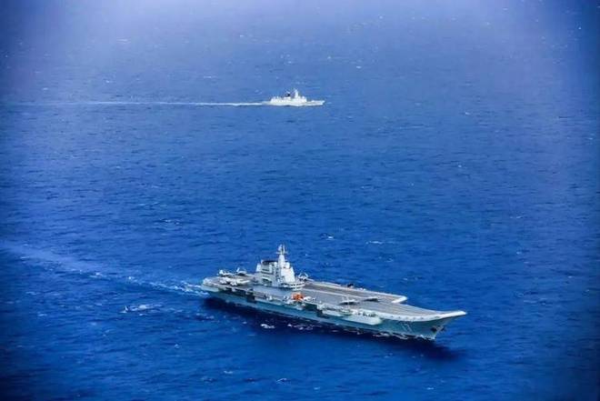紀(jì)念中國人民海軍建軍日，光榮與夢想同行，紀(jì)念中國人民海軍建軍日，光榮與夢想同行，共鑄海上長城