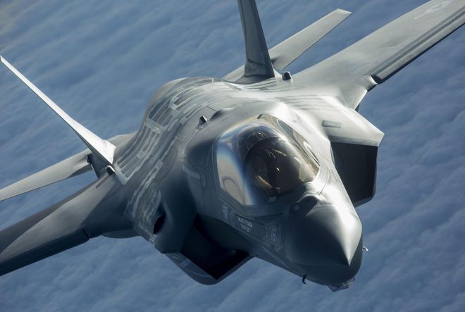 F-35被蘇-30咬尾辟謠，探究事實真相與軍事謠言的博弈，揭秘真相與軍事謠言，探究F-35被蘇-30咬尾的真相辟謠之路