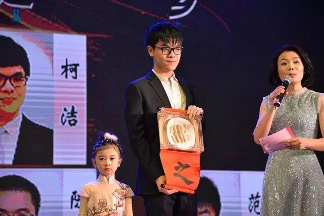 王中王欲錢詩獵一肖——探尋神秘文化符號背后的故事，探尋王中王欲錢詩獵一肖神秘文化符號背后的故事