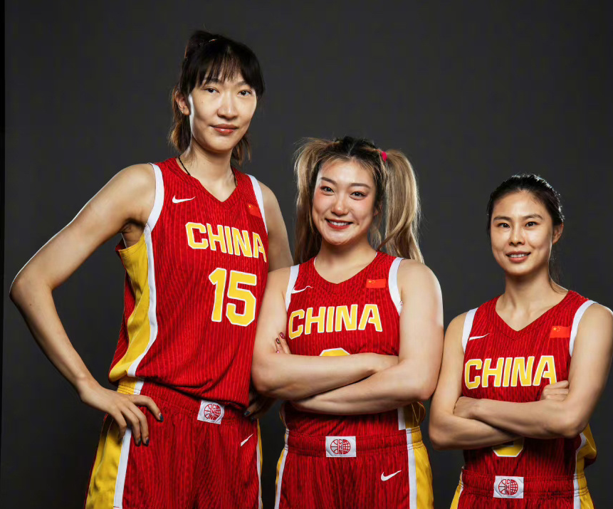中國女籃最漂亮照片，榮耀與力量的瞬間定格，中國女籃榮耀瞬間，美麗與力量的定格照片