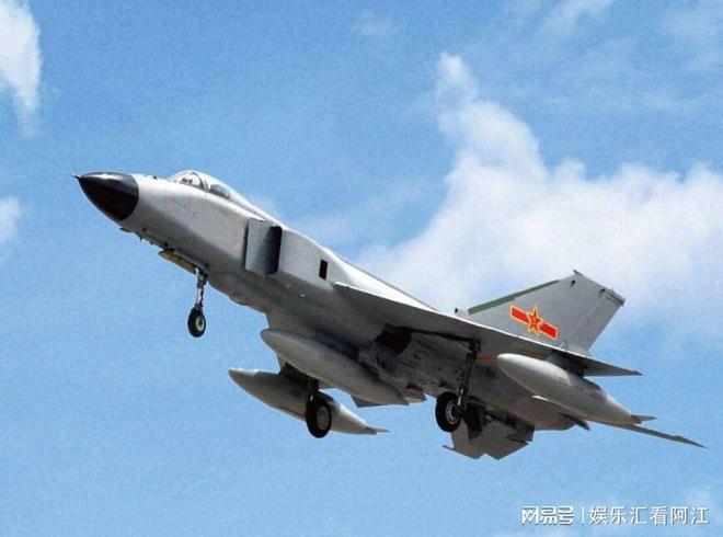 殲-8戰(zhàn)斗機(jī)參數(shù)詳解，殲-8戰(zhàn)斗機(jī)性能參數(shù)全面解析