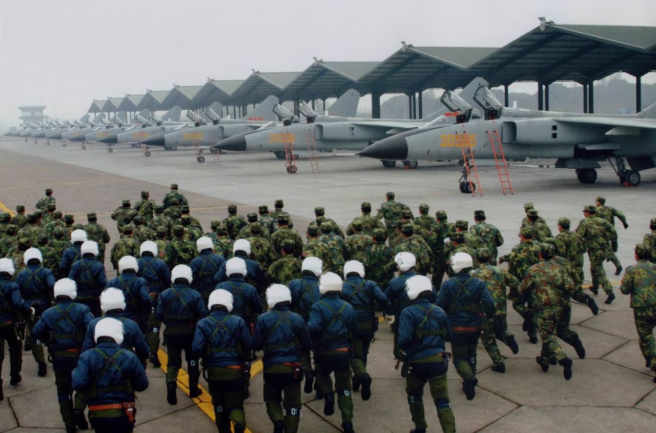 中國人民解放軍空軍第十五軍，光榮與使命的交織，中國人民解放軍空軍第十五軍，光榮與使命的輝煌交織