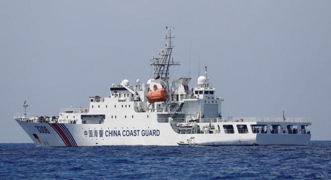 關(guān)于海警裝備升級(jí)，055艦已裝備海警的探討，海警裝備升級(jí)新動(dòng)向，055艦裝備探討