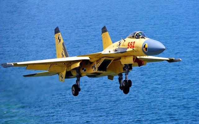 殲-15戰(zhàn)斗機系列，探索其多款變形的發(fā)展歷程，殲-15戰(zhàn)斗機系列，探索多款變形的發(fā)展歷程