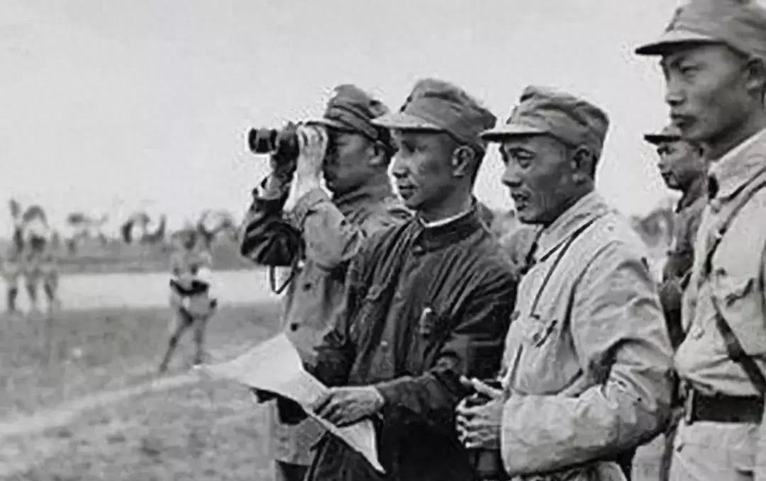 軍情研究最新動態(tài)，全球軍事變革與技術(shù)前沿探討，全球軍事變革與技術(shù)前沿的最新軍情研究動態(tài)探討