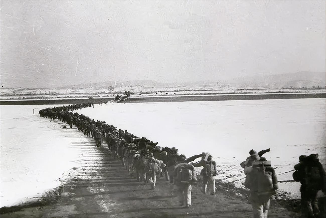 國(guó)防軍事現(xiàn)代化，四個(gè)現(xiàn)代化的深度解讀，國(guó)防軍事現(xiàn)代化與四個(gè)現(xiàn)代化的深度解讀與探討