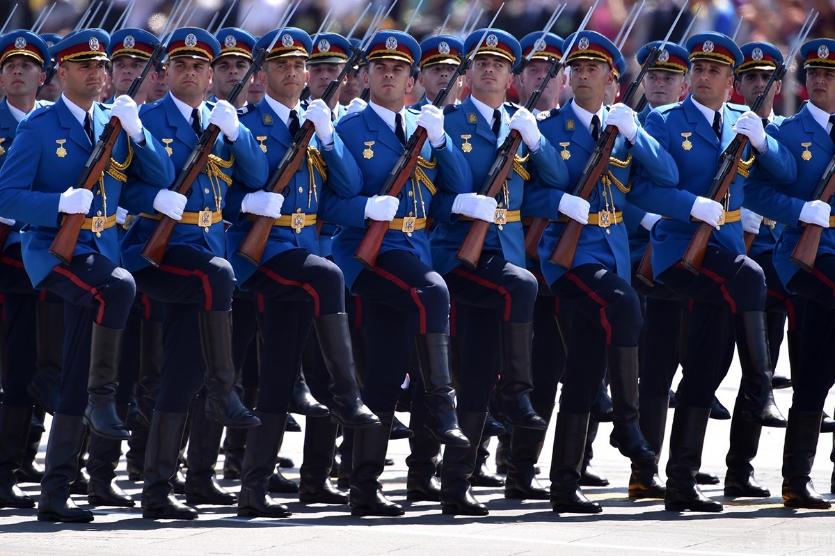 抗戰(zhàn)閱兵全程，回顧與致敬，抗戰(zhàn)閱兵全程回顧，致敬英雄，銘記歷史