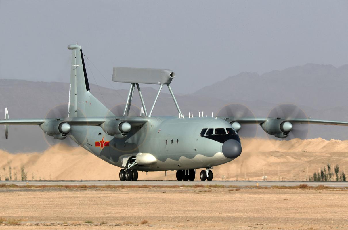 空警200預(yù)警機(jī)，預(yù)警系統(tǒng)武器裝備的杰出代表，空警200預(yù)警機(jī)，預(yù)警系統(tǒng)武器裝備的翹楚