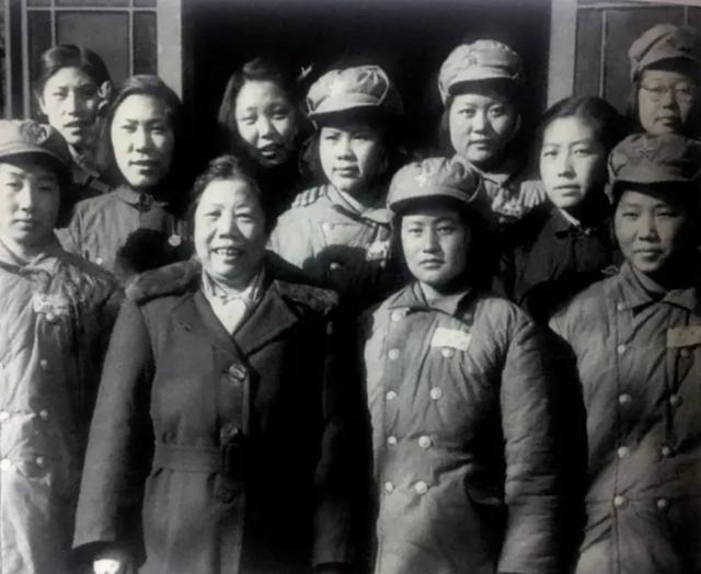 中國人民解放軍空軍成立歷程及其重要意義，中國人民解放軍空軍成立歷程與意義深遠(yuǎn)的影響