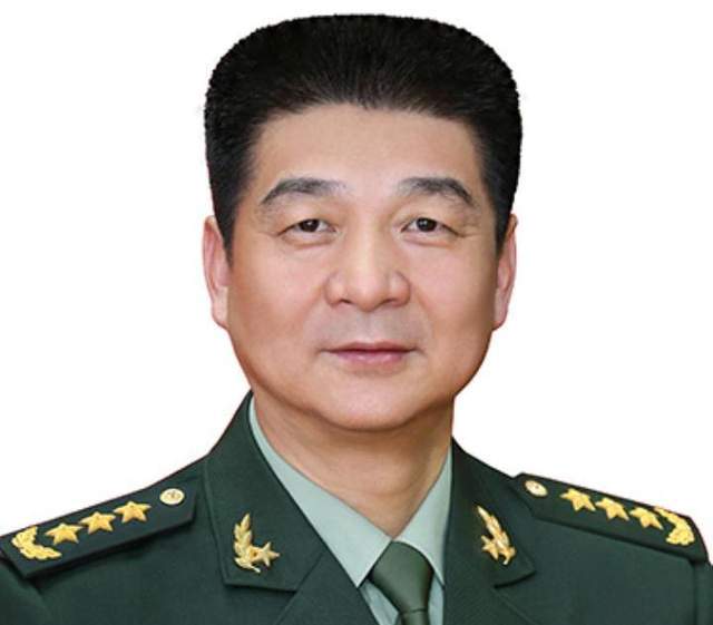 第13集團(tuán)軍軍長(zhǎng)，英勇善戰(zhàn)，鑄就輝煌傳奇，第13集團(tuán)軍軍長(zhǎng)鑄就輝煌傳奇，英勇善戰(zhàn)，榮耀軍旅歲月