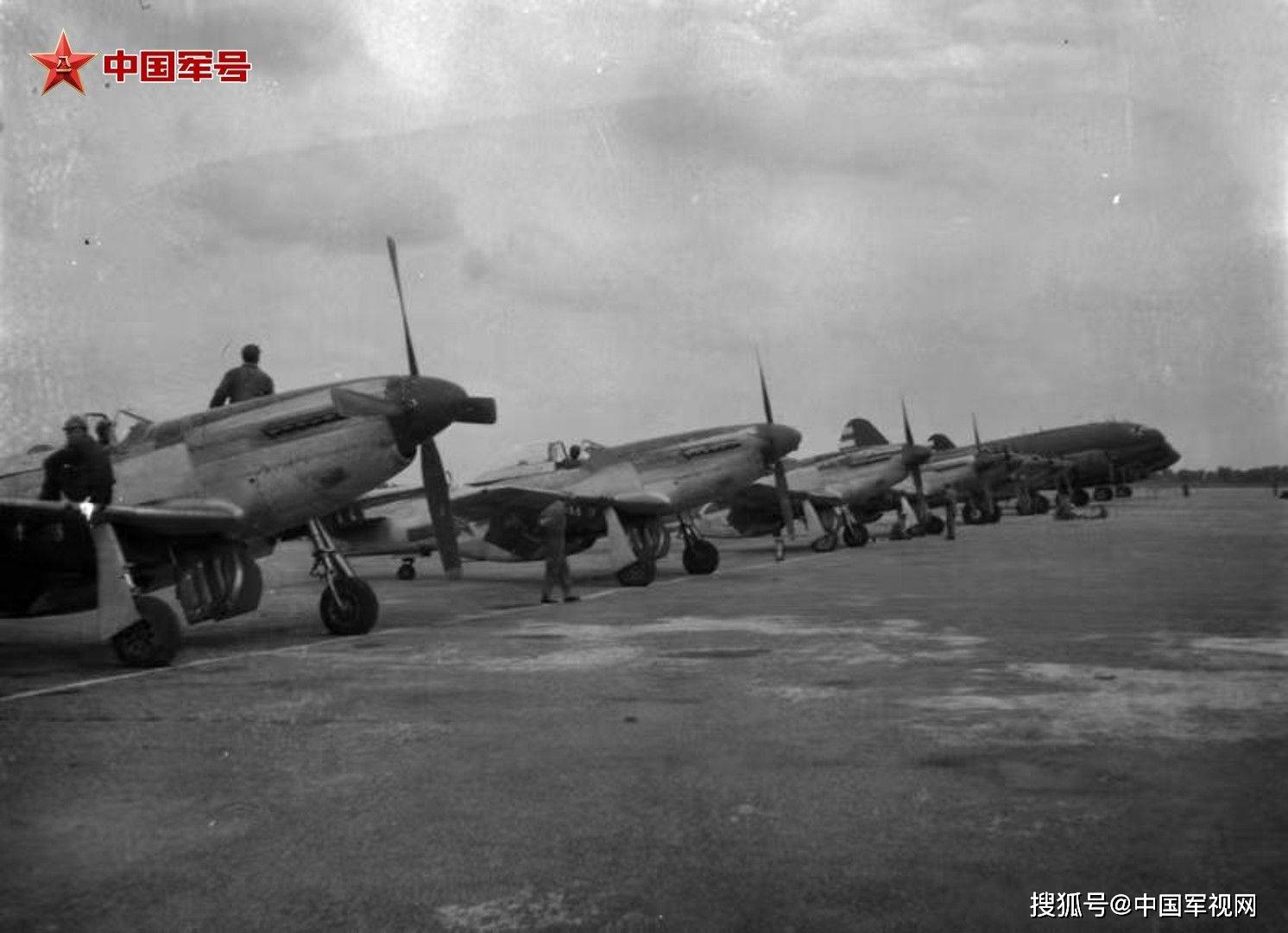 中國空軍成立時(shí)間的探究，中國空軍成立時(shí)間探究，歷史沿革與發(fā)展脈絡(luò)