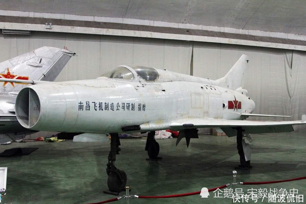殲-12為何日漸老舊，探究其背后的原因與挑戰(zhàn)，殲-12日漸老舊的背后原因與挑戰(zhàn)探究