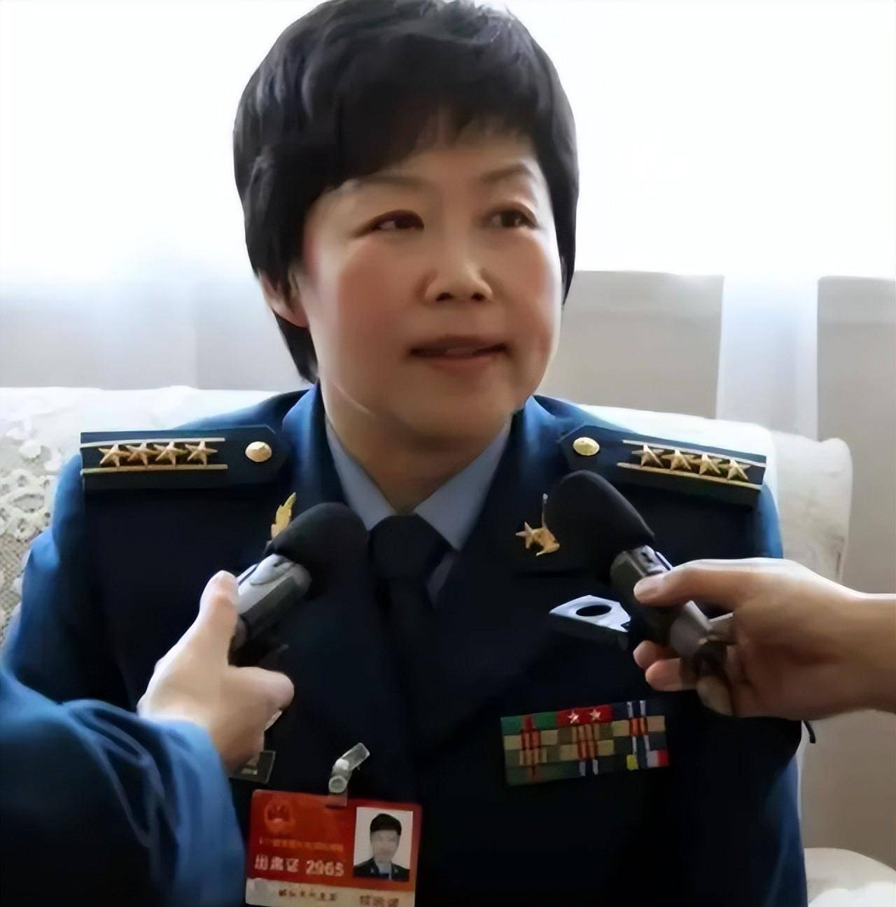 程小建少將圖片，一位英勇無畏的軍事領(lǐng)袖的象征，程小建少將，英勇無畏軍事領(lǐng)袖的象征圖片展示