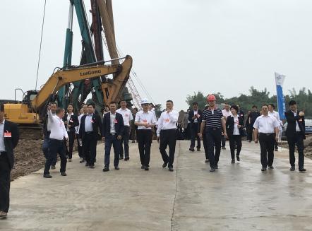 探究中國海軍艦艇裝備中的關(guān)鍵武器——1130近防炮長度及其作用，中國海軍艦艇裝備的關(guān)鍵武器，揭秘1130近防炮的長度與功能